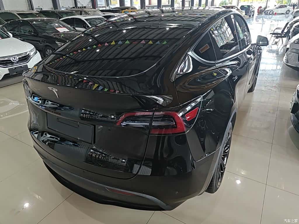 Tesla Model Y, 2021 7