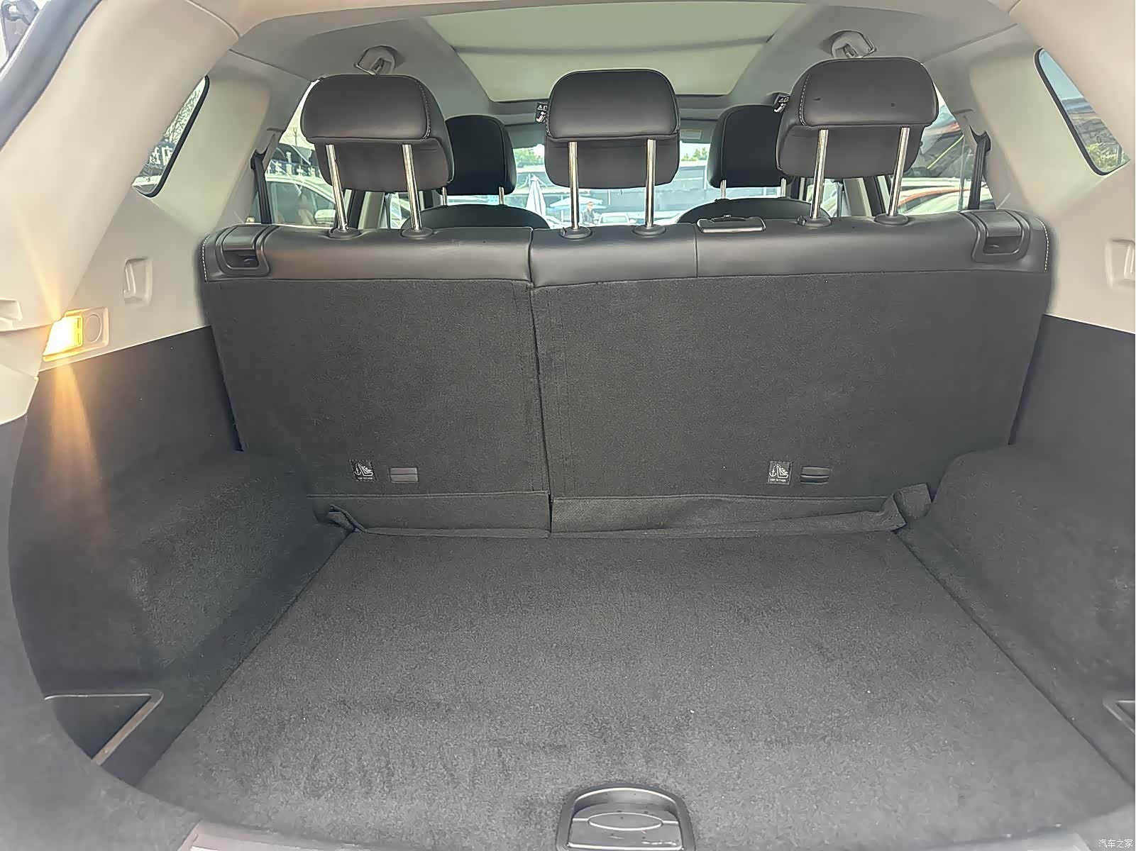 Roewe RX5, 2023 12