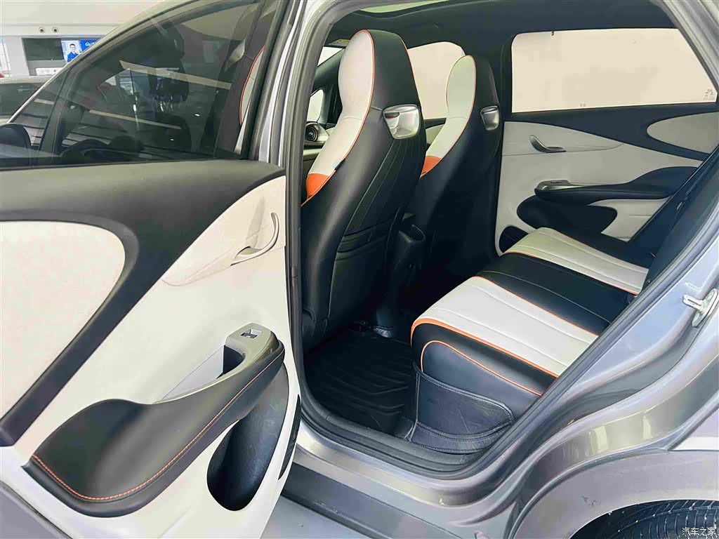 BYD Dolphin, 2022 22