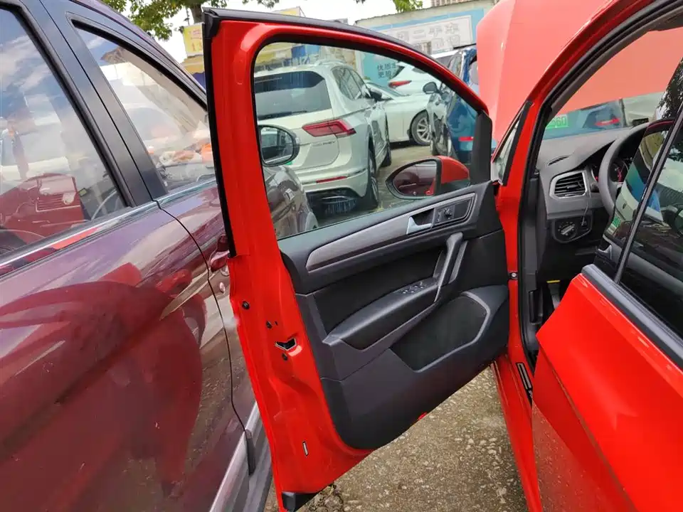 Volkswagen Golf*Jiayu