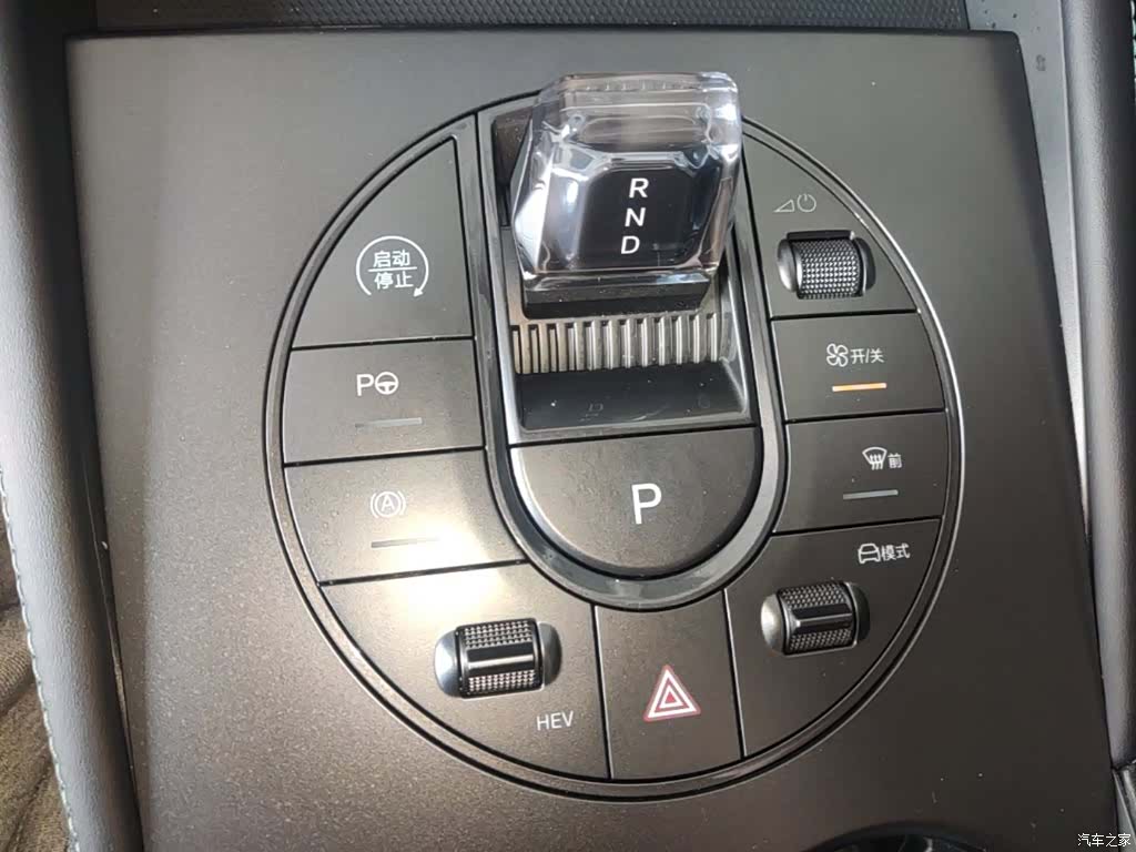 BYD Seal, 2025 10