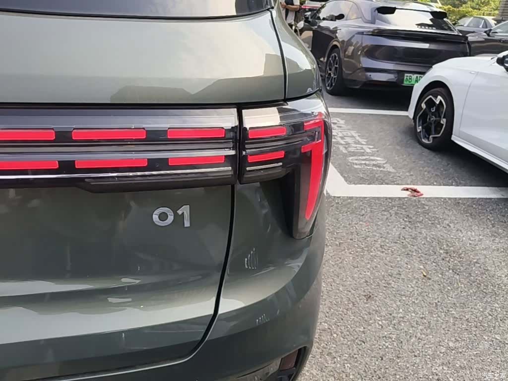 Lynk & Co 01, 2024 8