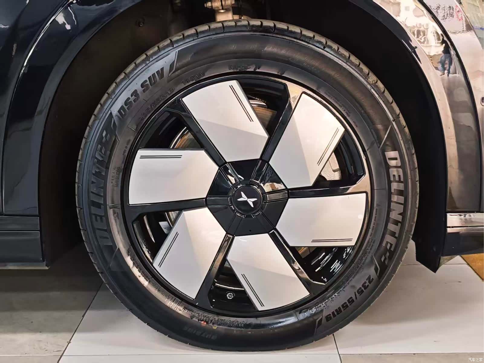 Xpeng X9, 2024 12
