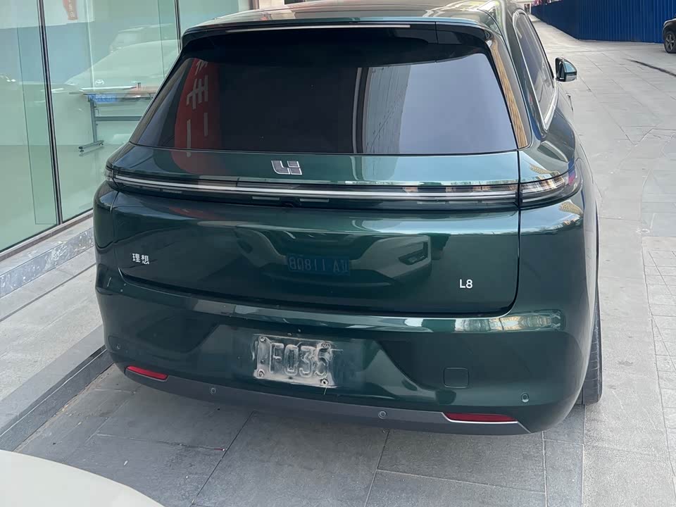 Li Auto Ideal L8