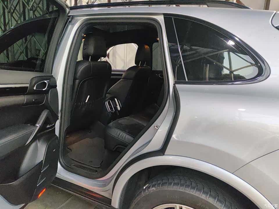 Porsche Cayenne, 2017 6