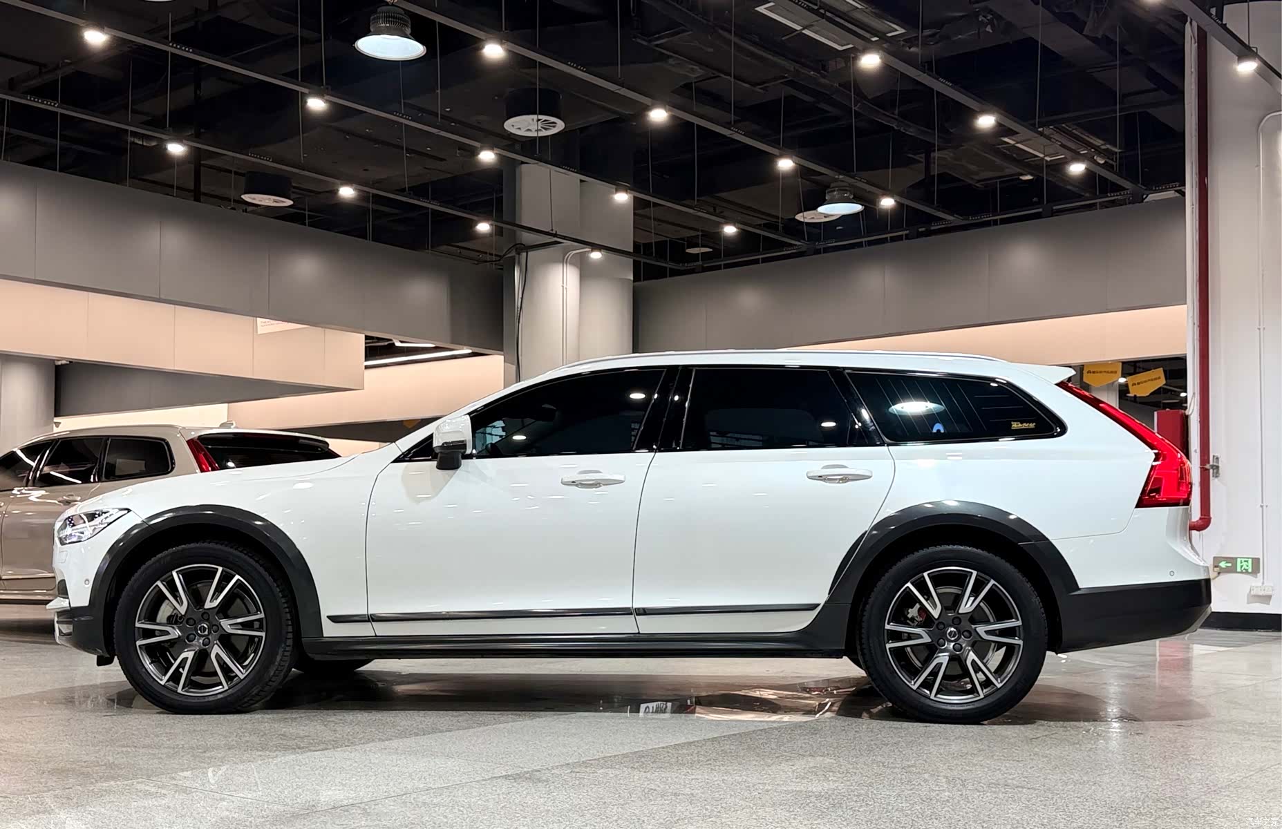 Volvo V90, 2018 7