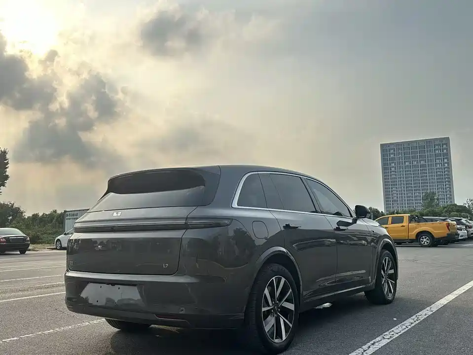 Li Auto Ideal L7