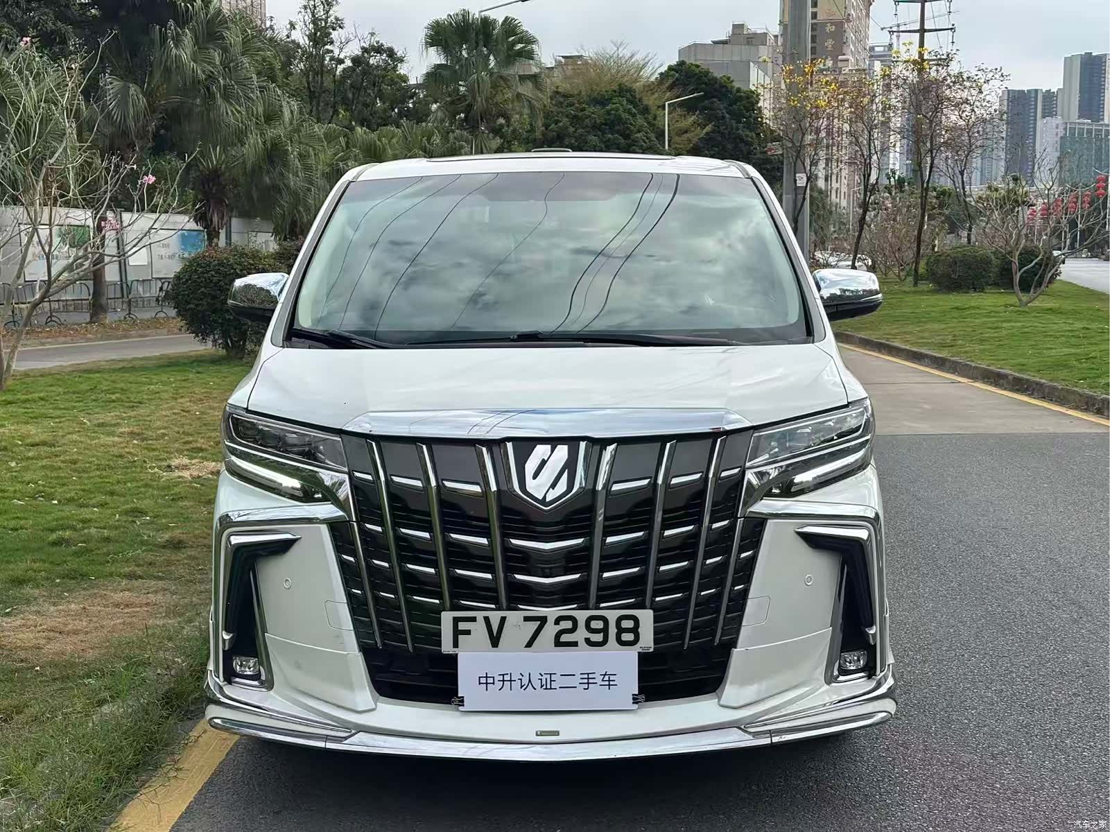 Toyota Alphard, 2017 2
