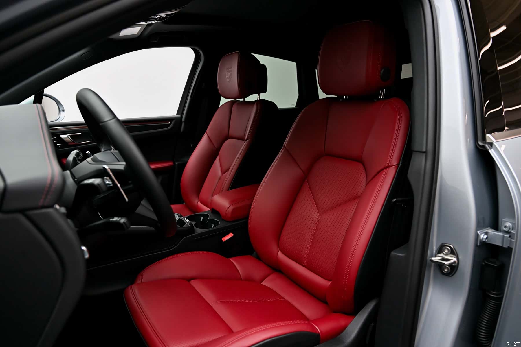 Porsche Macan, 2026 15