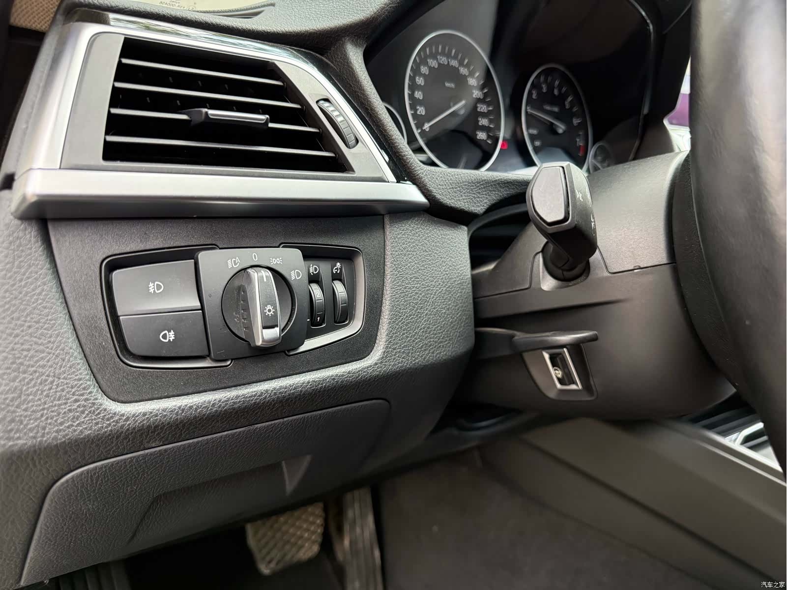 BMW 3 Series, 2019 17
