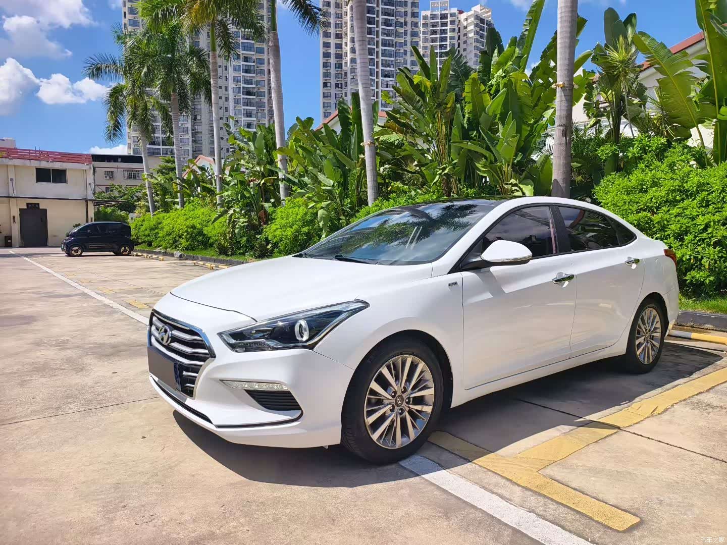 Hyundai GLS, 2018 1