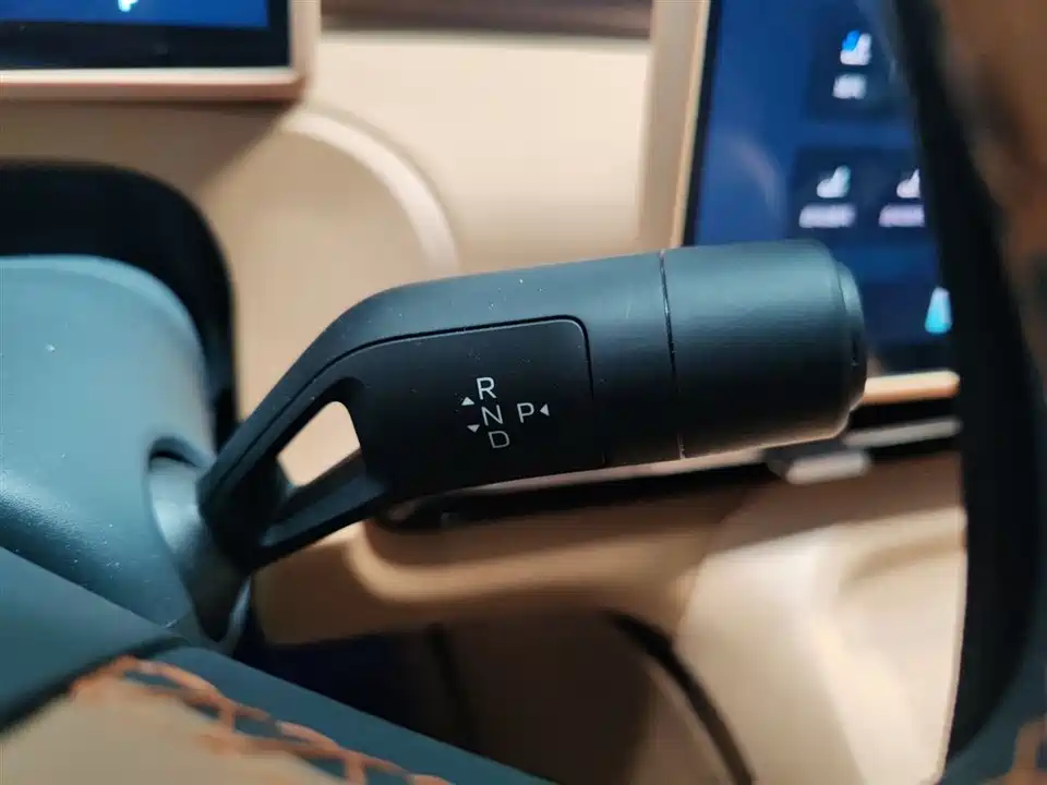 Geely Galaxy Galaxy Starship 7