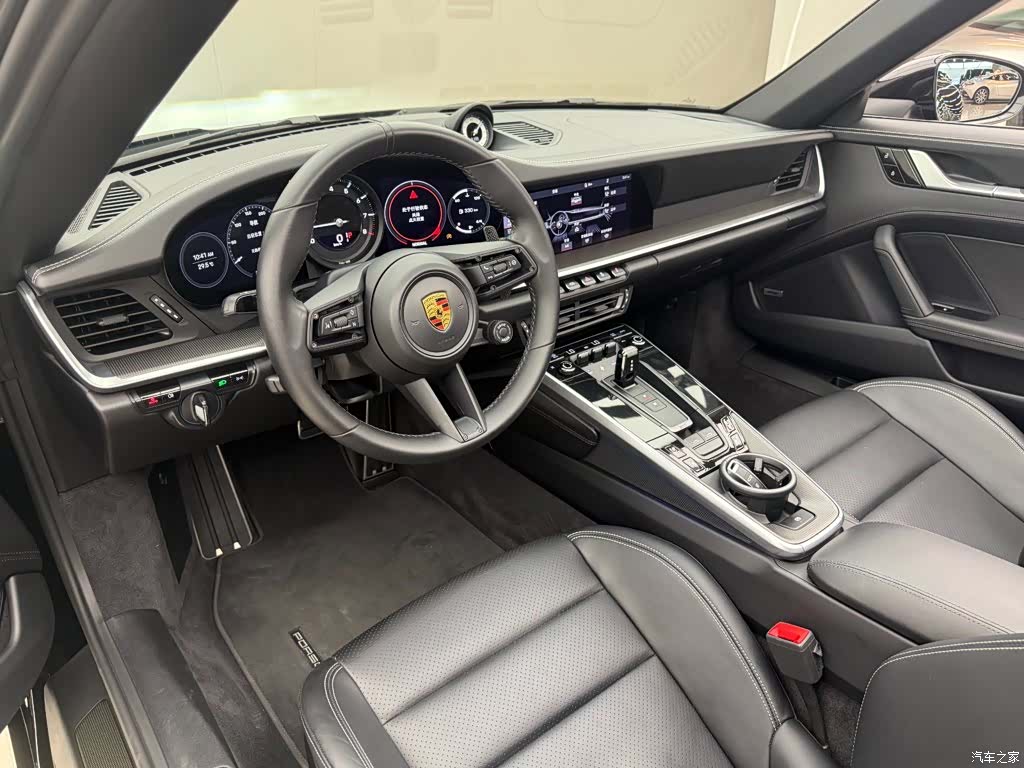 Porsche 911, 2023 4