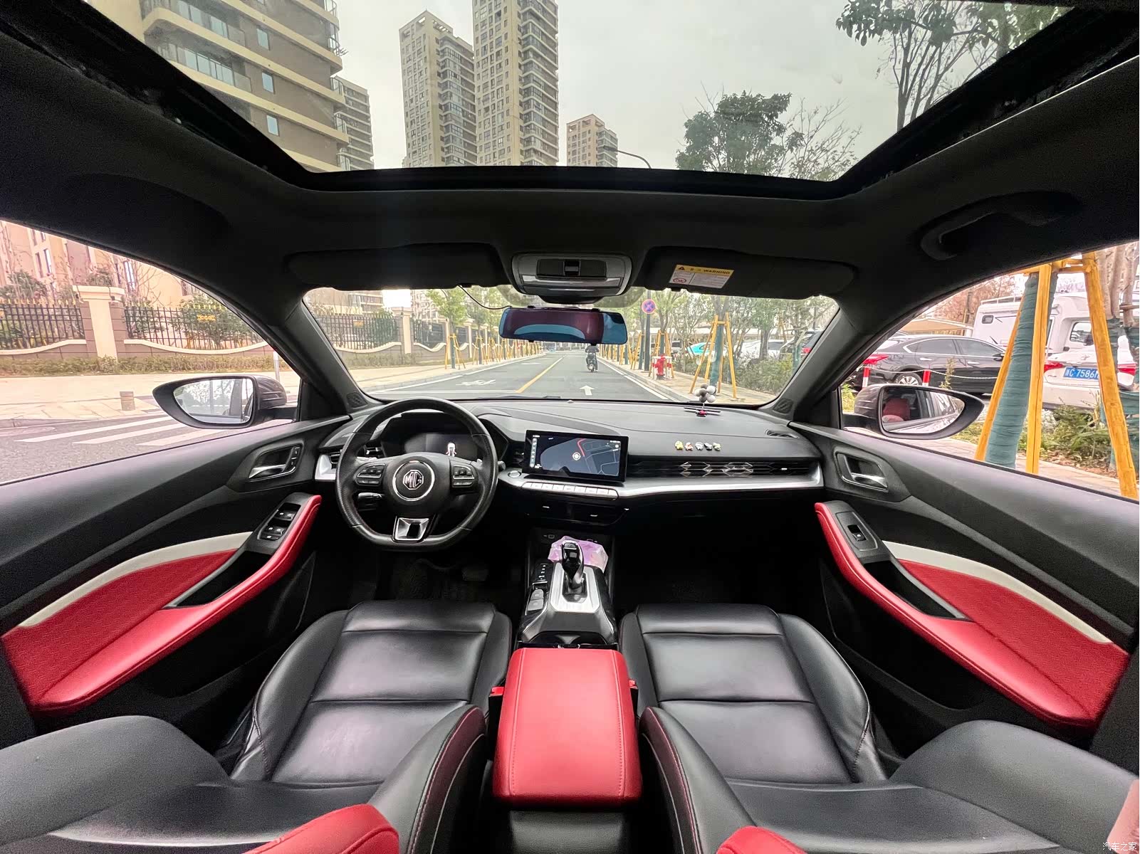 MG MG5, 2021 10
