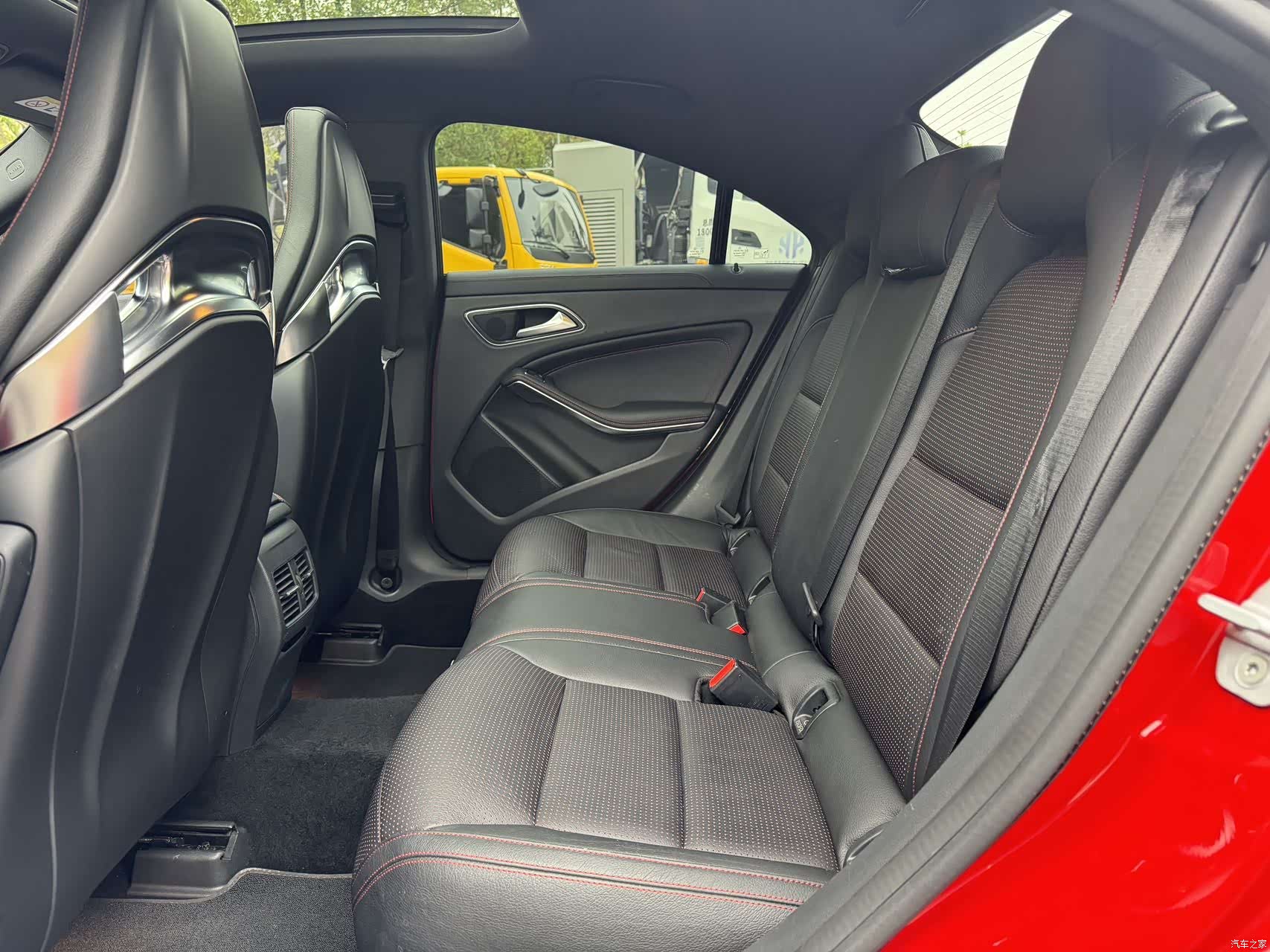 Mercedes-Benz CLA, 2014 10