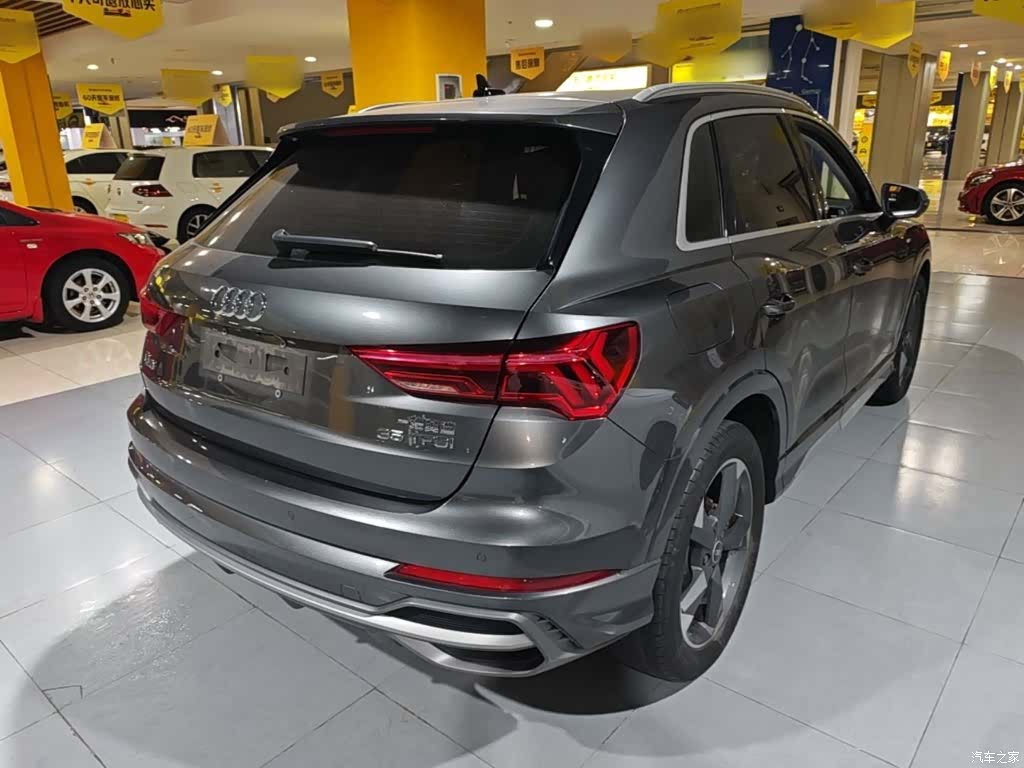 Audi Q3, 2022 7