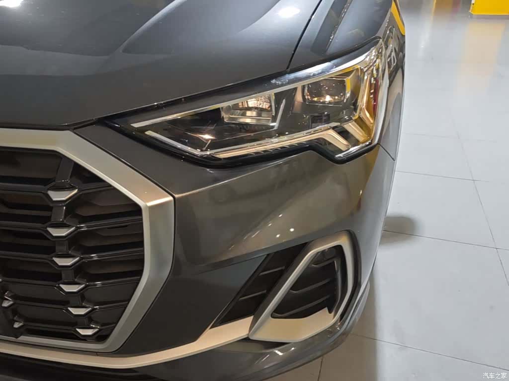 Audi Q3, 2022 24