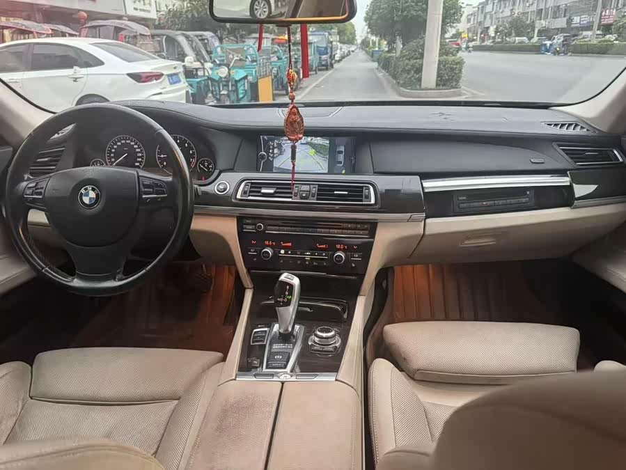 BMW 7-Series 2009, фото 5