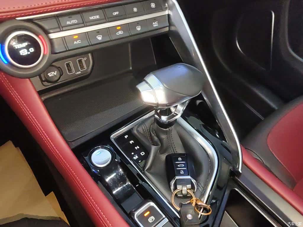 DongFeng AX7, 2020 14