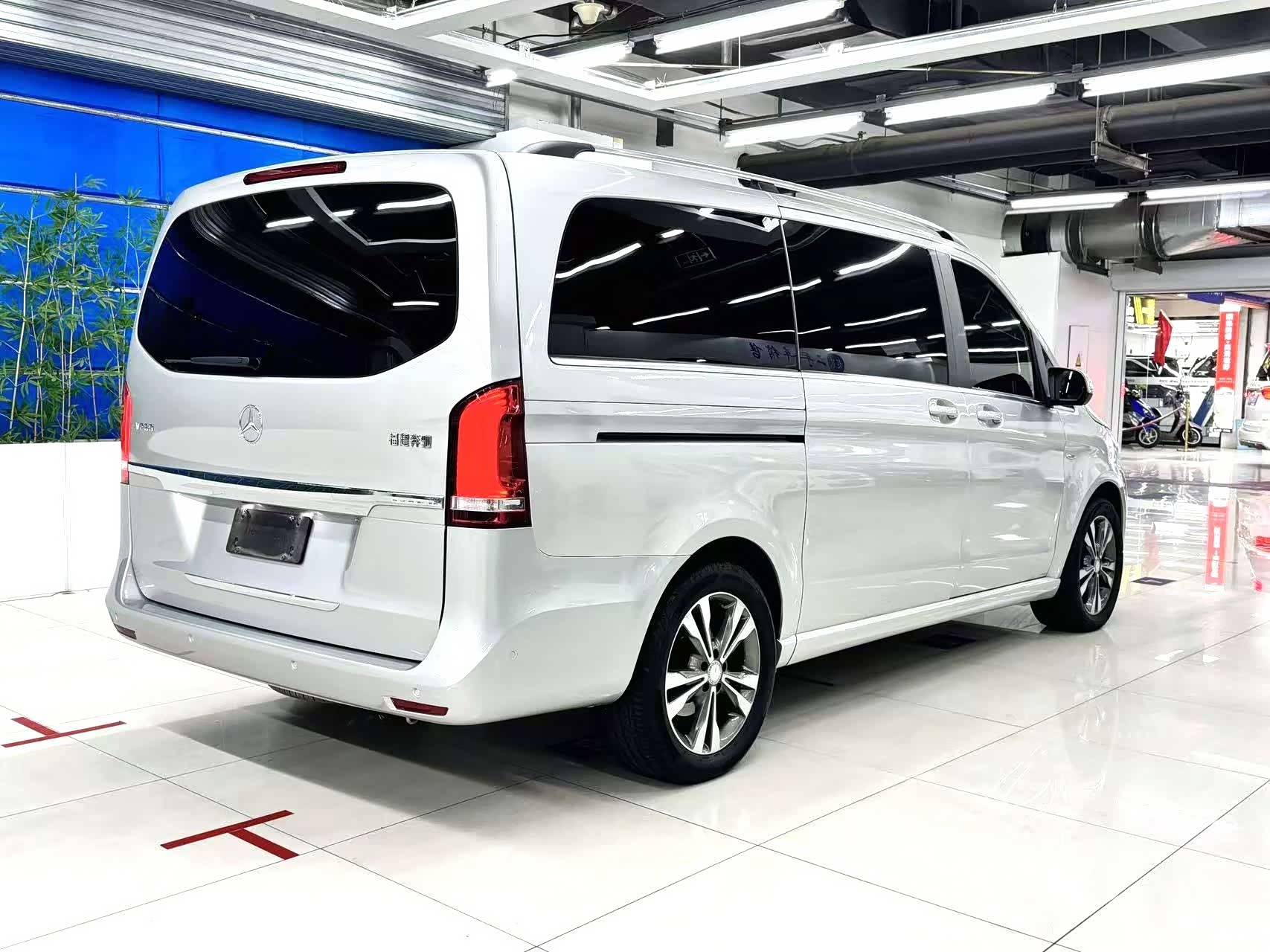Mercedes-Benz V-Class, 2016 4