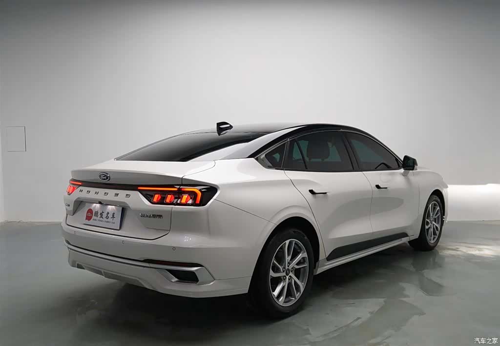 Ford Mondeo, 2024 18