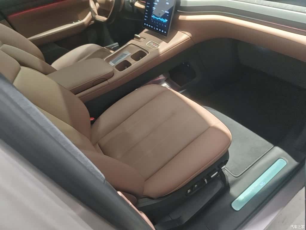 NIO ES8, 2023 25