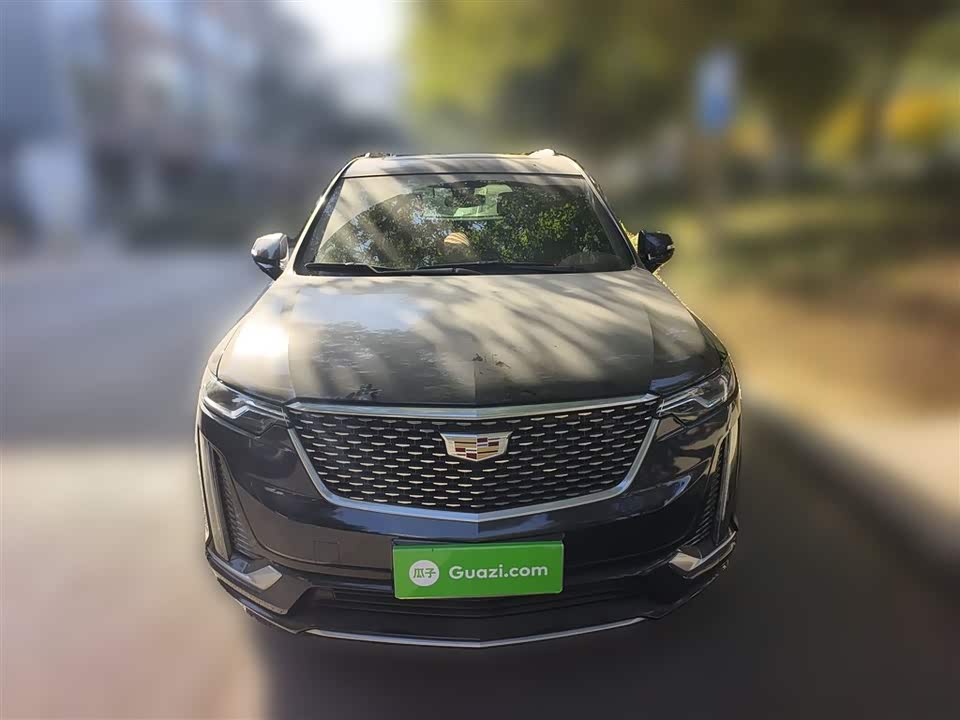 Cadillac XT6