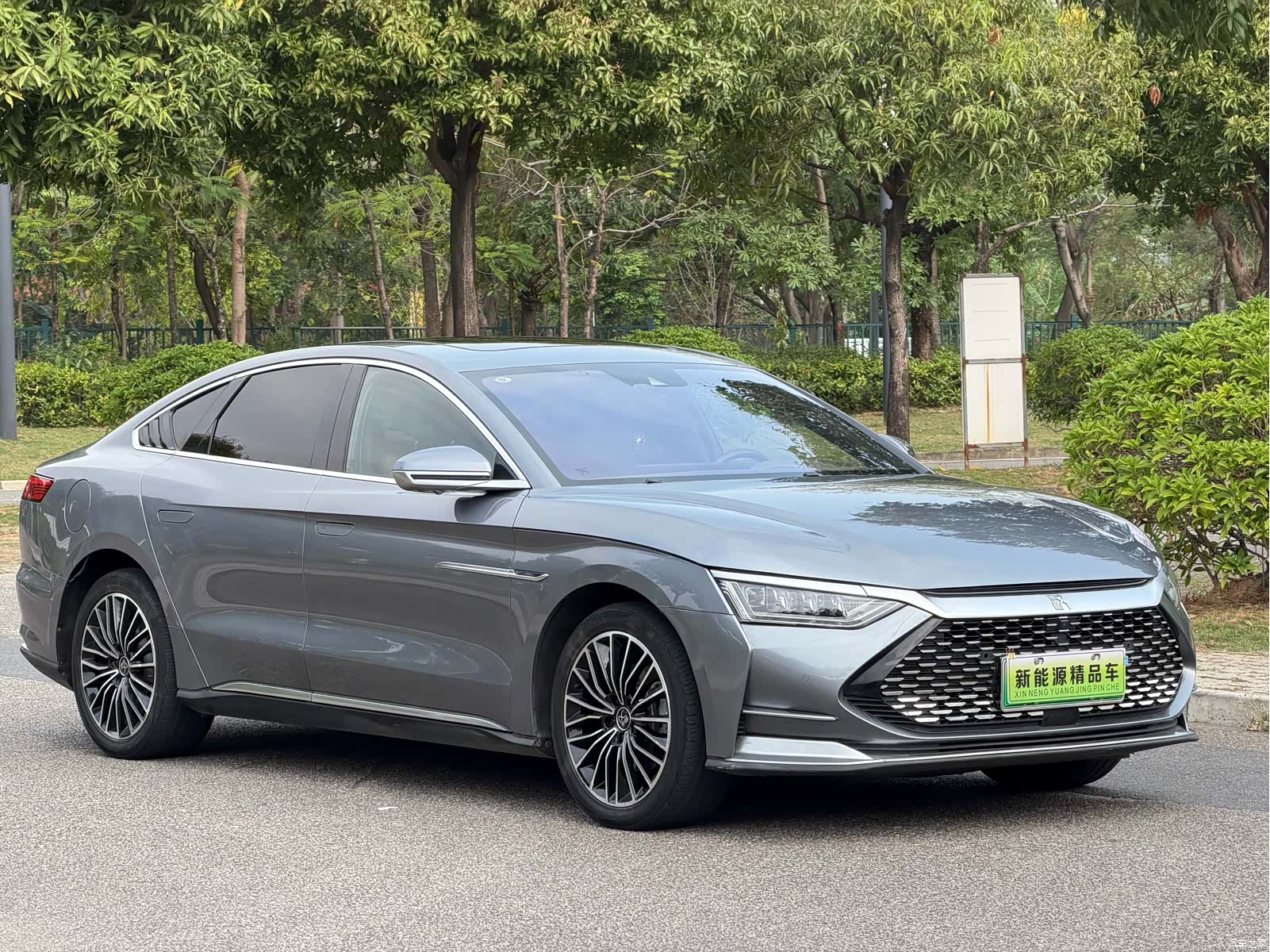 BYD Han, 2021 2