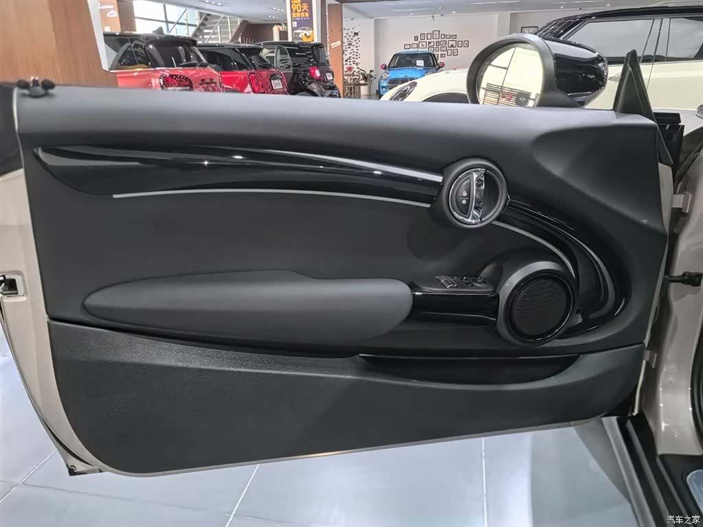 Mini Cooper, 2023 14