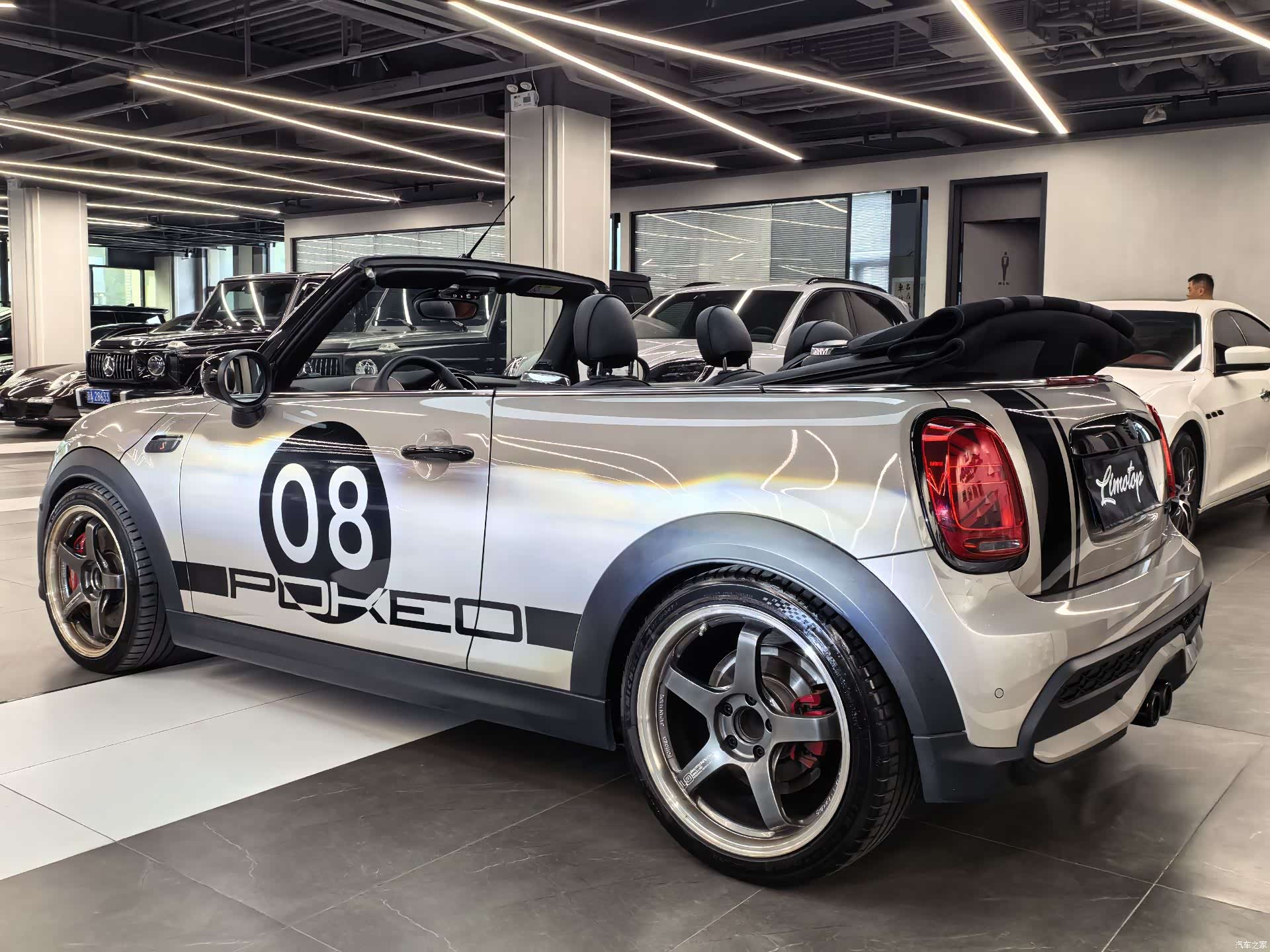 Mini Cooper, 2024 4