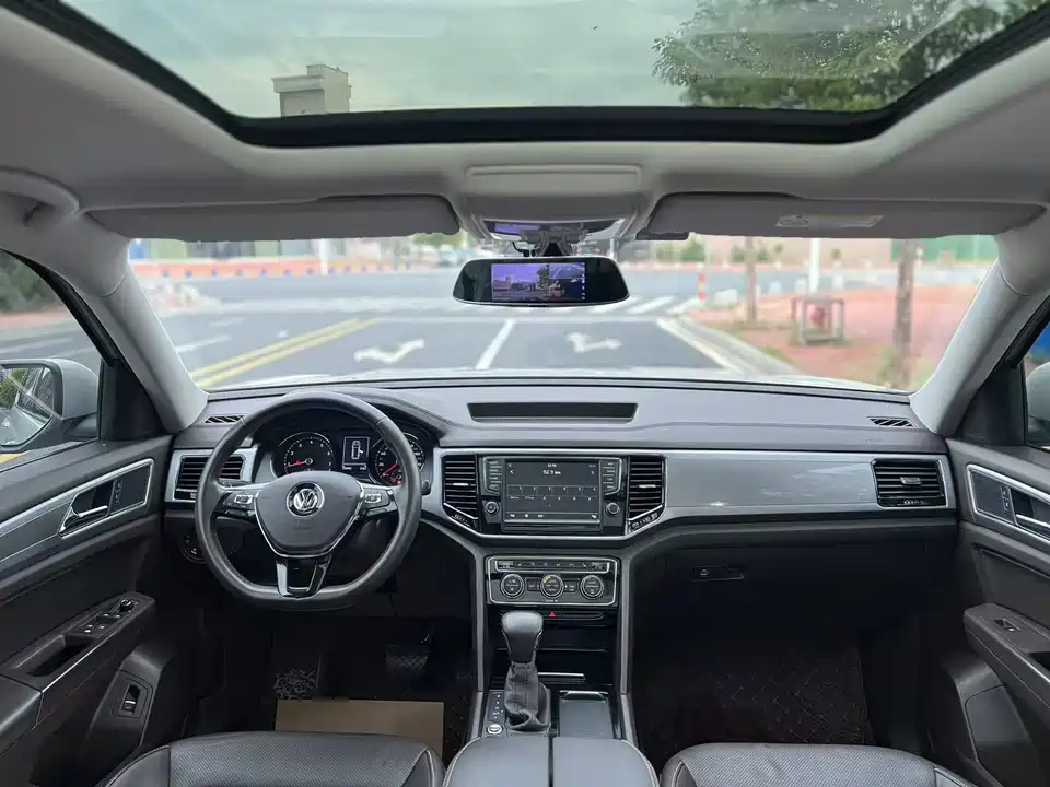 Volkswagen Tourang