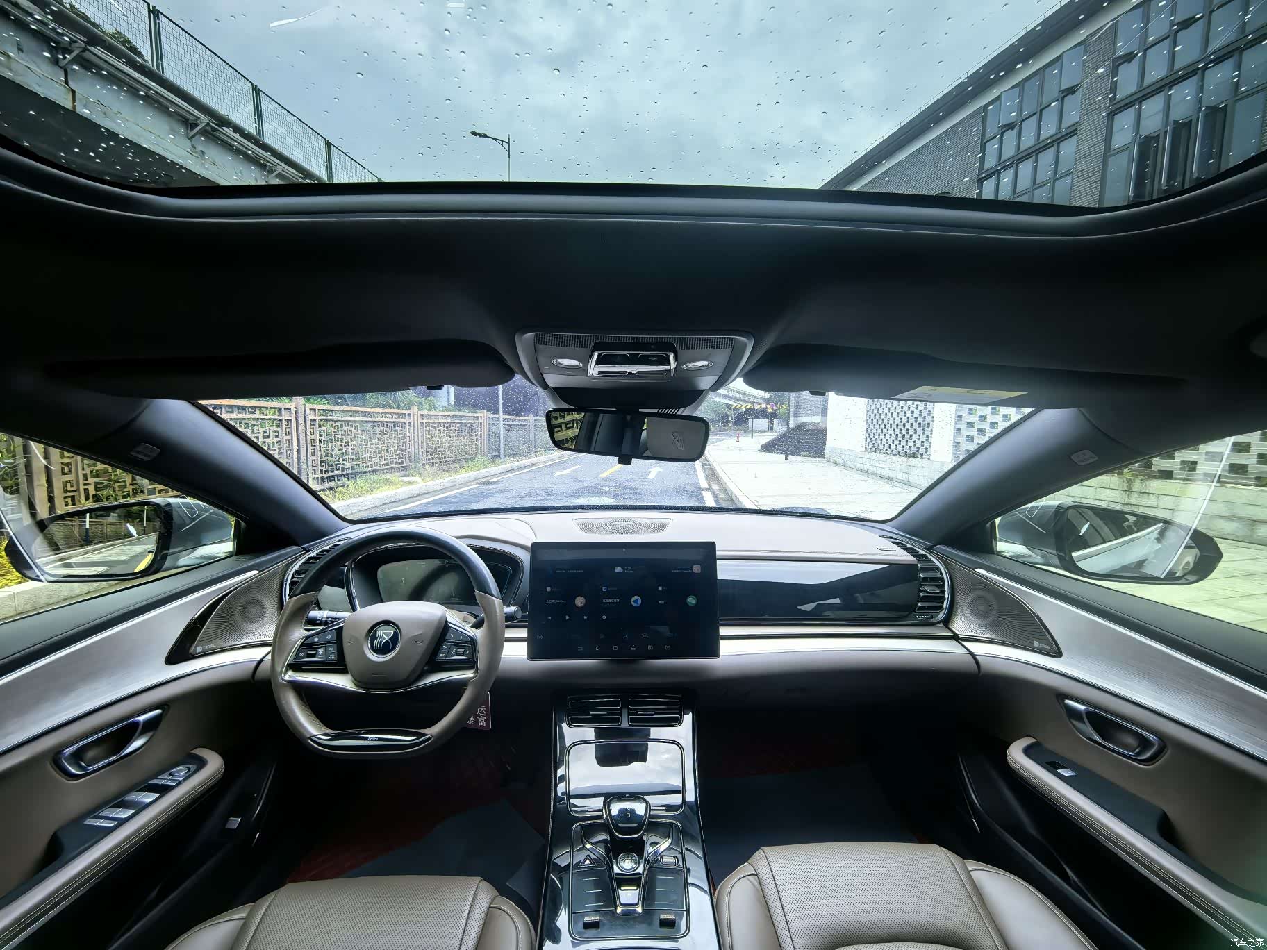 BYD Han, 2022 29