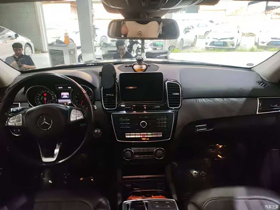 Mercedes-Benz GLE, 2016 9