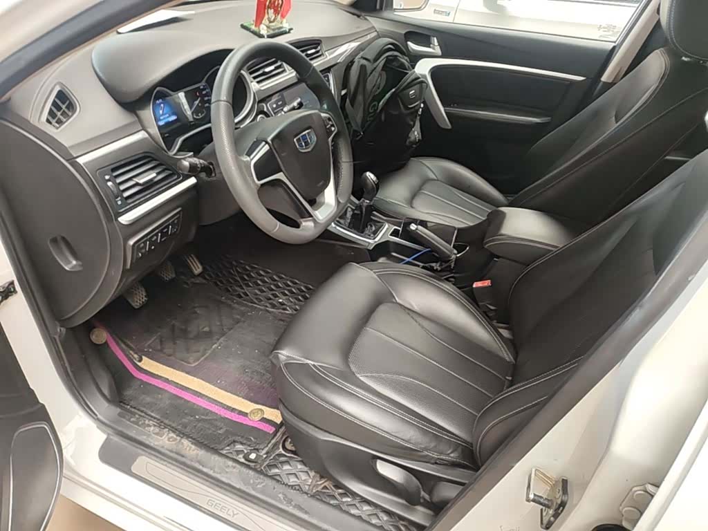 Geely Emgrand, 2017 15