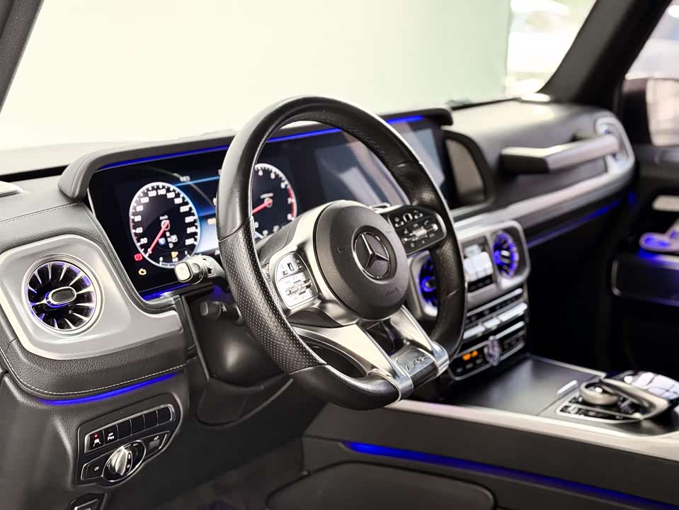 Mercedes-Benz G-class