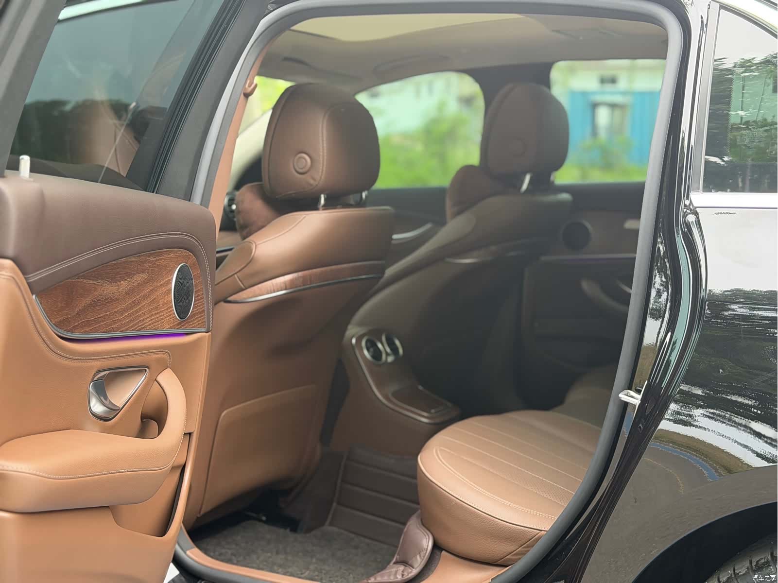 Mercedes-Benz E-Class, 2022 12