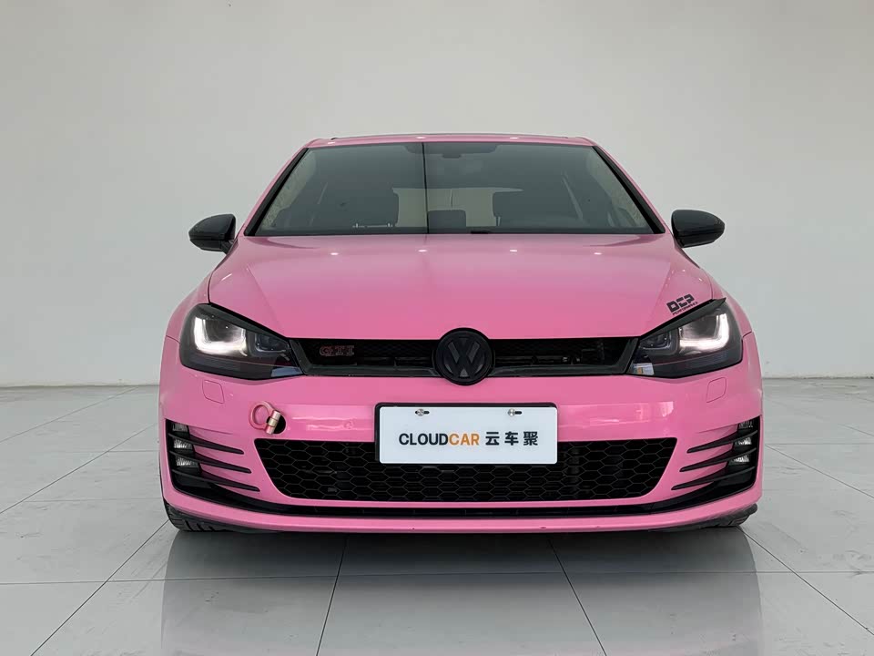 Volkswagen Golf GTI
