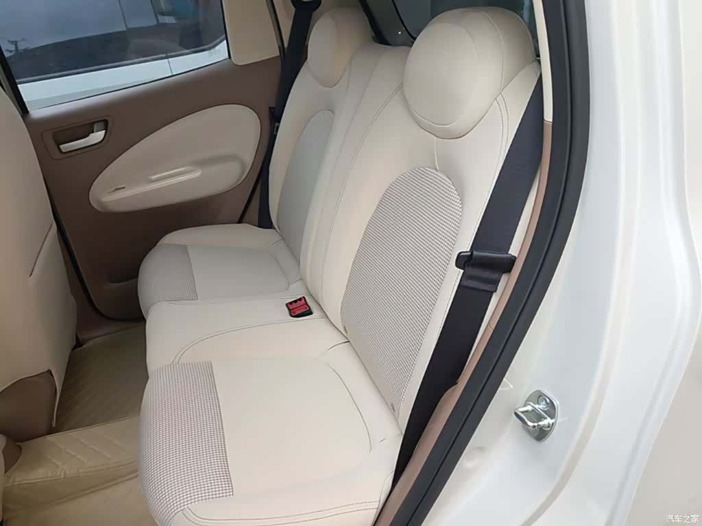 Wuling MINIEV, 2025 17