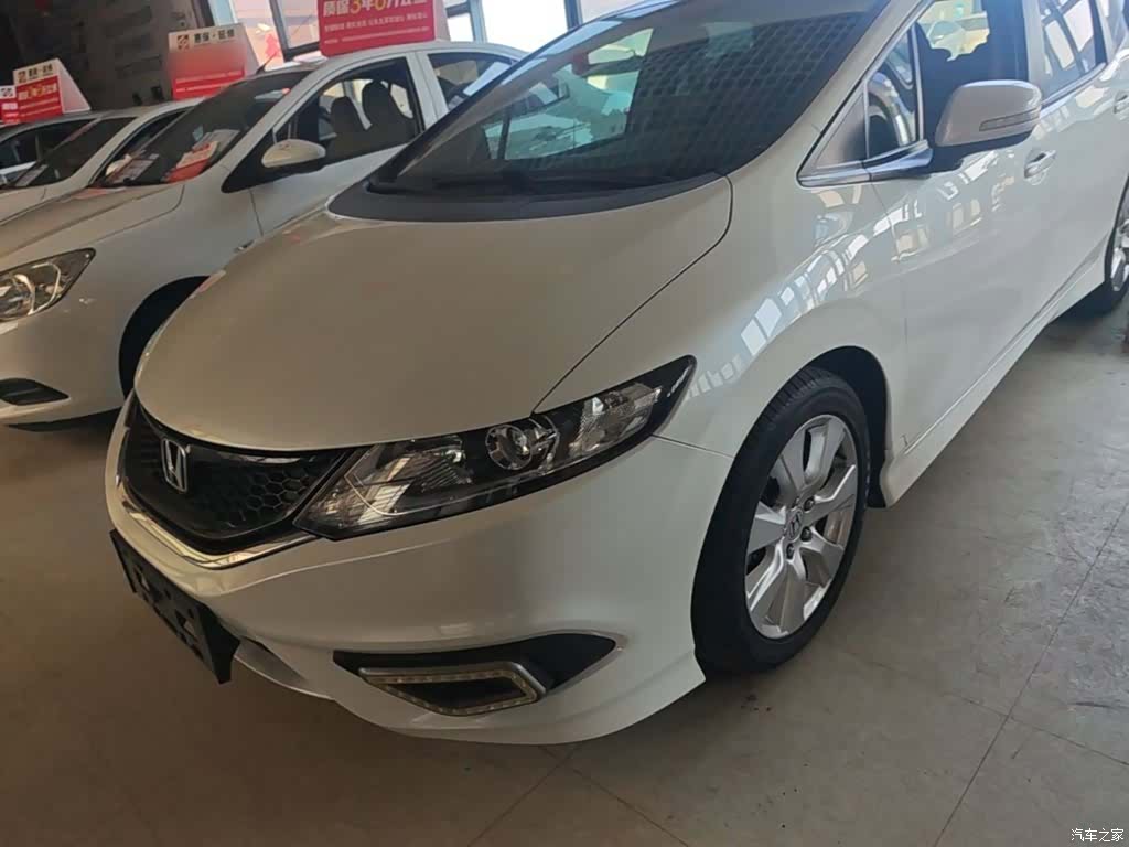 Honda Jade, 2016 18