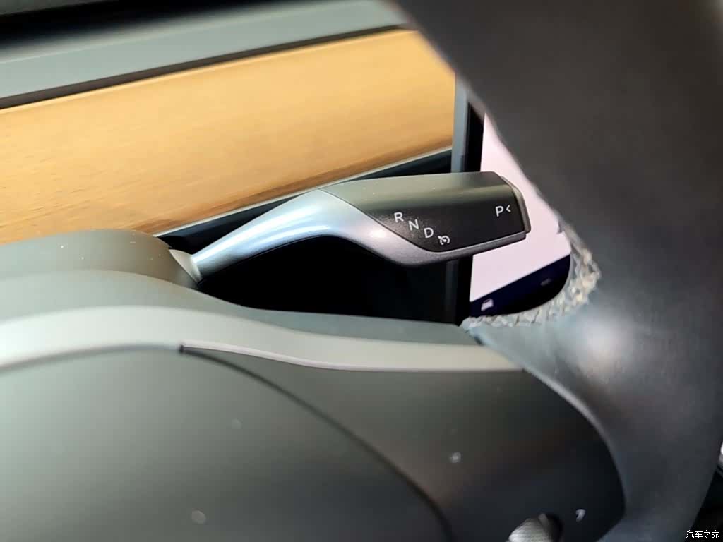 Tesla Model 3, 2023 14
