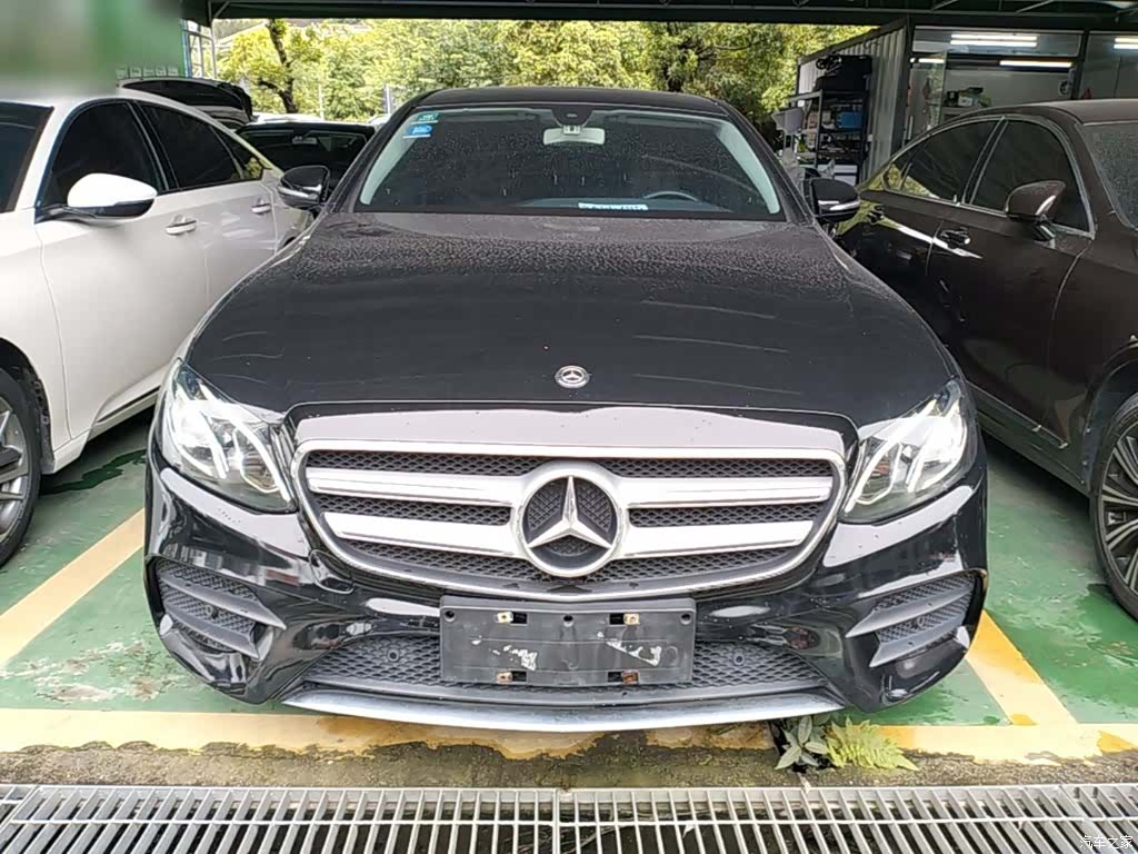 Mercedes-Benz E-Class, 2019 3
