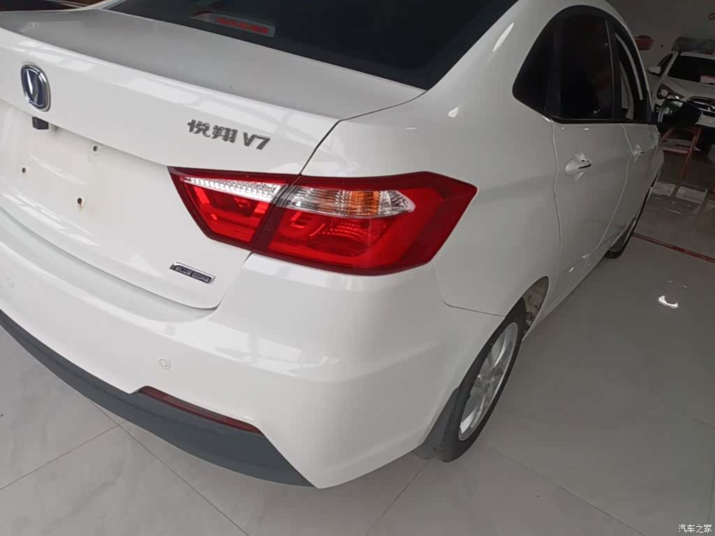 Changan V7, 2017 8