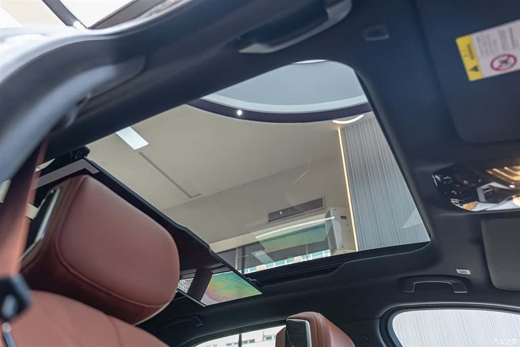 BMW 7 Series, 2024 25