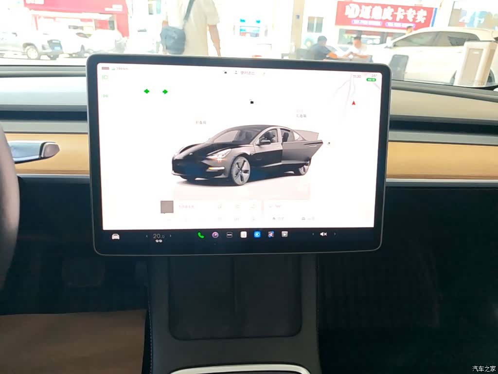Tesla Model 3, 2023 13