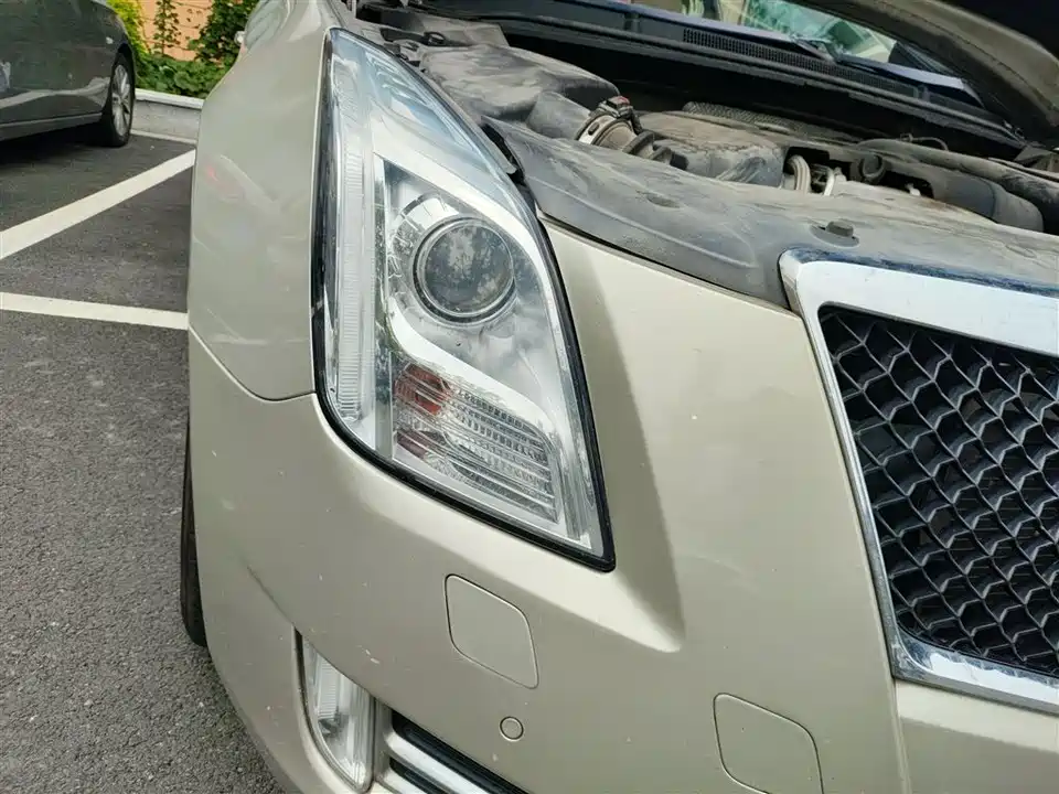 Cadillac XTS