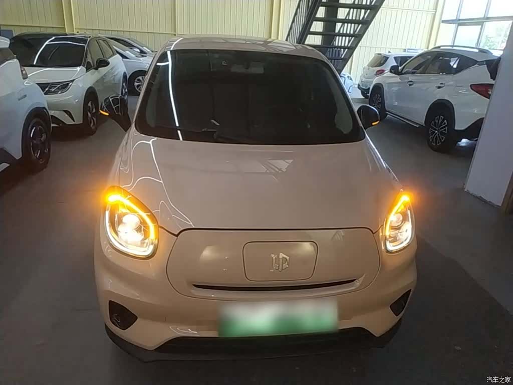 Leapmotor T03, 2022 3