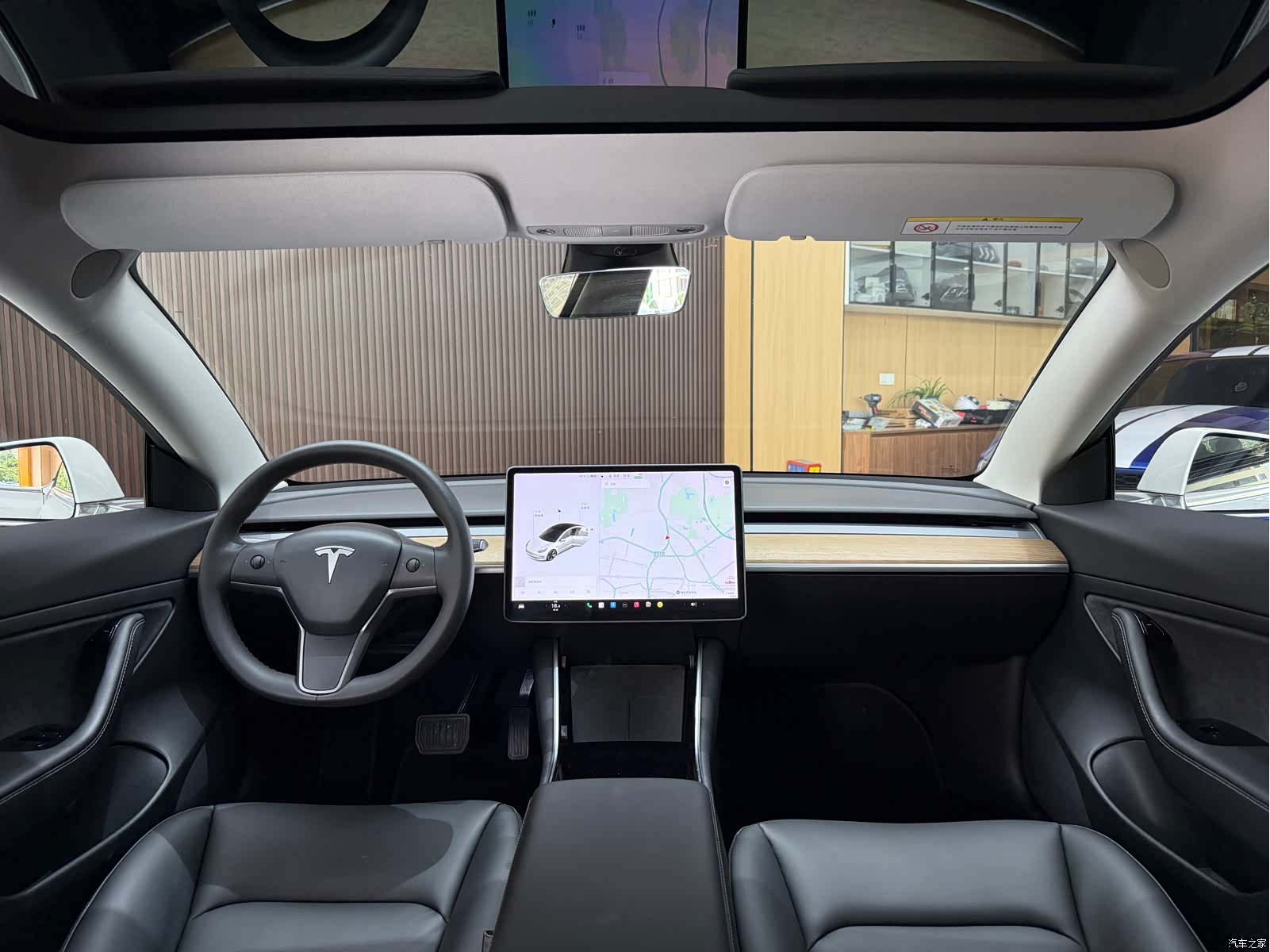 Tesla Model 3, 2020 15