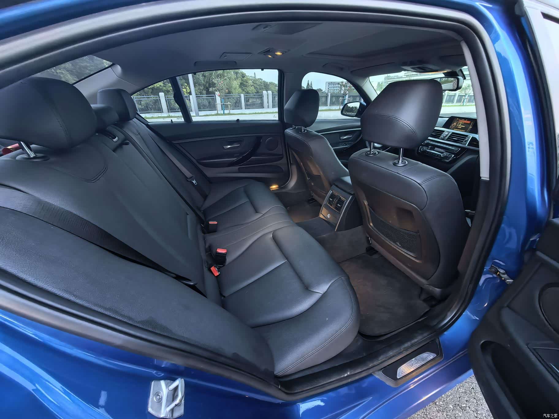 BMW 3 Series, 2016 14