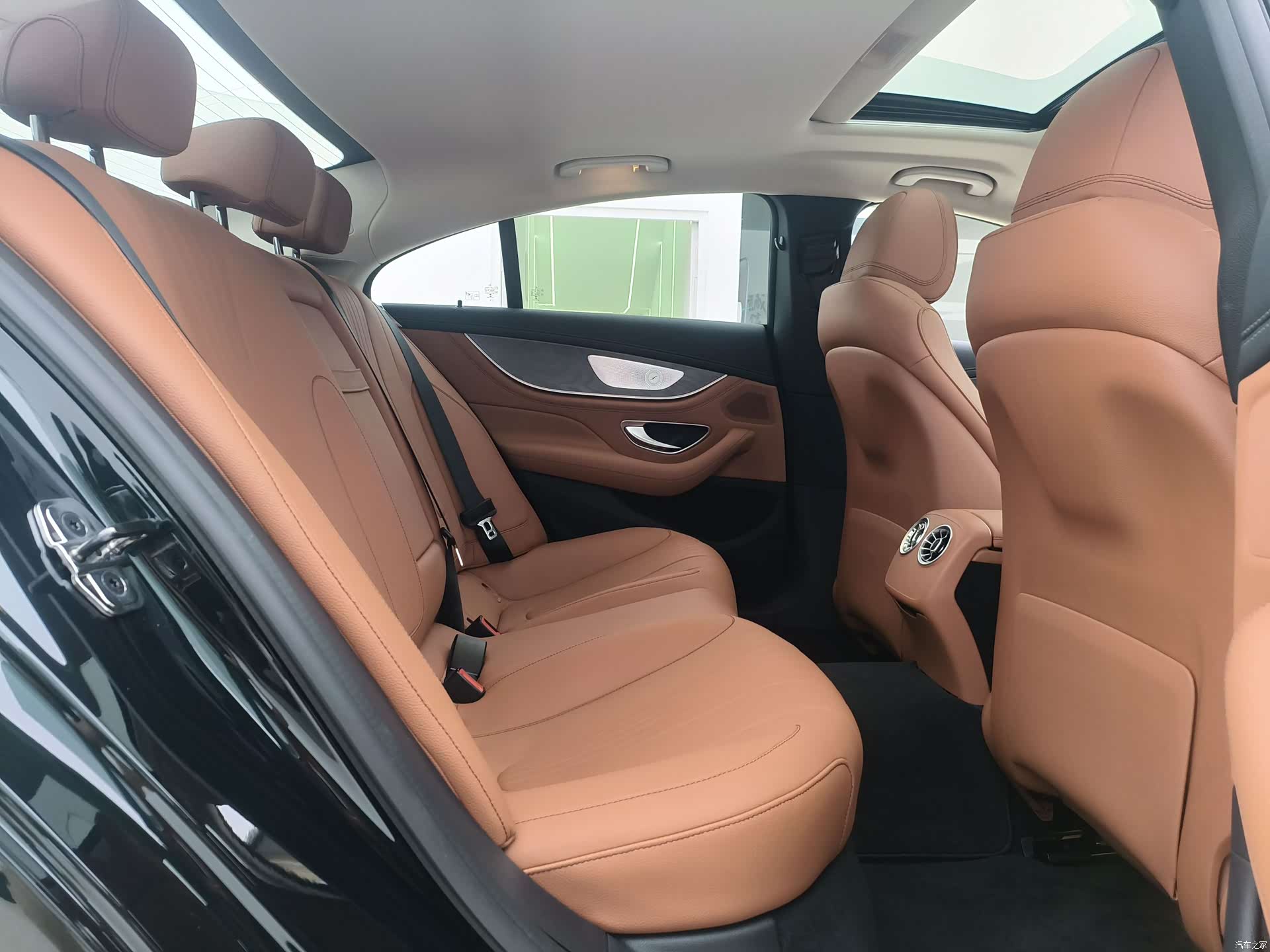 Mercedes-Benz CLS, 2022 6
