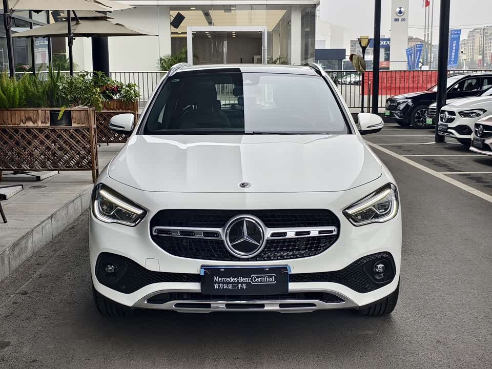 Mercedes-Benz GLA